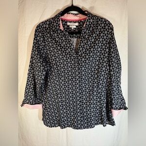 Foxcroft NYC Black and White Geometric with Pink Accents Women's Shirt Size 12